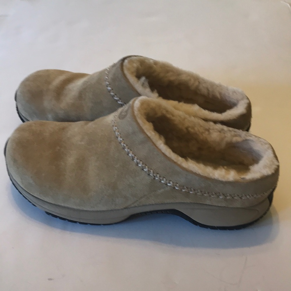 Merrel Chill Stitch Sheep Wool Lined Suede Slip On View 2